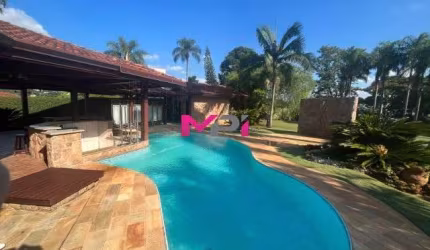 CASA A VENDA NO CONDOMÍNIO PARQUE DA FAZENDA - ITATIBA  SP  TERRENO DE 2400 m2. CASA TÉRREA