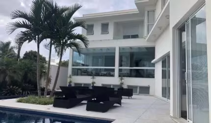 CASA DE ALTO PADRÃO NO CONDOMÍNIO RESERVA DA SERRA - MEDEIROS - JUNDIAÍ 733 METROS.