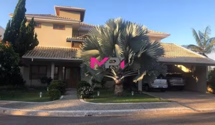 CASA A VENDA NO CONDOMÍNIO TERRAS DE SÃO CARLOS - CAXAMBU - JUNDIAÍ.