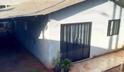 CASA 3 QUARTOS NO JD. OLIMPICO - LONDRINA