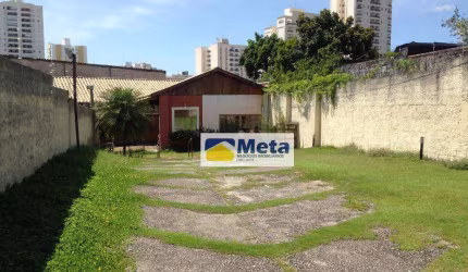 Salão à venda, 233 m² por R$ 650.000,00 - Centro - Taubaté/SP