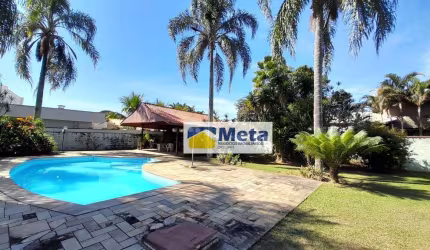 Casa com 5 dormitórios  (4 suítes) à venda - AT 2630 m²  - AC 477 m² - R$ 2.200.000 - Condomínio Vale do Sol - Tremembé/SP