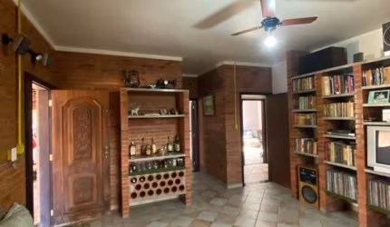 Casa com 3 dormitórios à venda, 238 m² por R$ 750.000,00 - Parque Senhor do Bonfim - Taubaté/SP