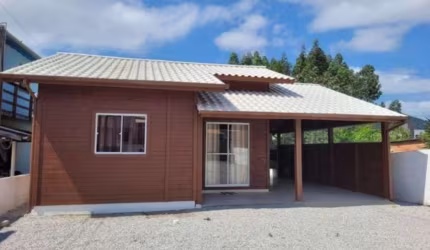Casa com 2 quartos à venda na Dona Francisca, 227, Areias de Baixo, Governador Celso Ramos por R$ 477.000