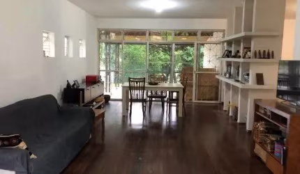 Casa com 4 quartos à venda em Braúnas, Belo Horizonte  por R$ 1.150.000