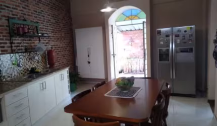 Casa com 4 quartos à venda no Jardim Riacho das Pedras, Contagem  por R$ 670.000
