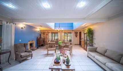 Casa com 04 suites em Condomínio, 410 m² – Embu das Artes/SP
