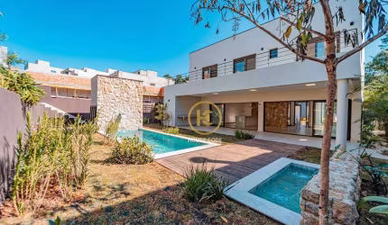 Casa com 4 quartos, 570 m² por R$ 3.290.000,00 - Granja Viana Vintage Cotia/SP