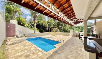 Casa em condomínio com 3 Quartos(1 Suíte) à venda, 216 m² por R$ 1.197.000 - Condomínio Granja Carneiro Viana - Cotia - SP