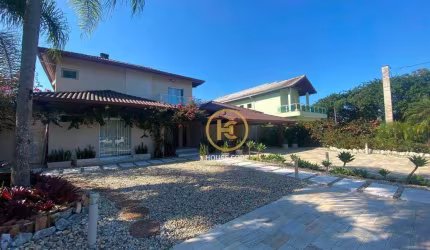 Casa à venda, 640 m² por R$ 2.500.000,00 - Boungaiville - Peruíbe/SP