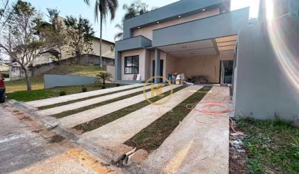 Casa à venda, 177 m² por R$ 1.030.000,00 - Condomínio Vila Rica - Vargem Grande Paulista/SP