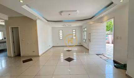 Casa com 3 quartos à venda, 253 m² por R$ 749.000 - Parque das Rosas - Cotia/SP