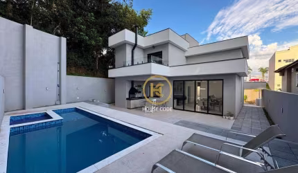 Casa com 3 dormitórios à venda, 267 m² por R$ 2.300.000,00 - Condomínio Beverly Hills - Jandira/SP