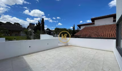 Incrível Casa com 480m², 4 Quartos e Energia Solar em Condomínio