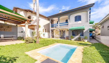 Casa com 4 dormitórios à venda, 270 m² por R$ 2.150.000,00 - Residencial Seis (Alphaville) - Santana de Parnaíba/SP