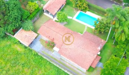 Casa térrea com 3 dormitórios à venda, 370 m² por R$ 1.390.000 - Fazendinha - Carapicuíba/SP