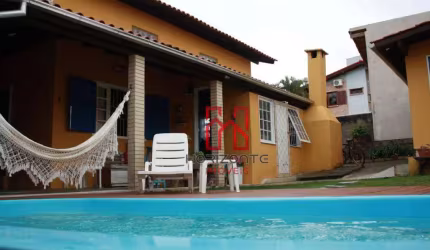 Casa com 3 dormitórios à venda, 300 m² por R$ 1.060.000,00 - Ingleses do Rio Vermelho - Florianópolis/SC