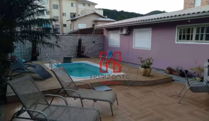 Casa com 3 dormitórios à venda, 260 m² por R$ 1.380.000,00 - Ingleses do Rio Vermelho - Florianópolis/SC