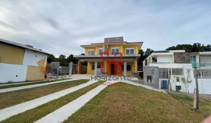 Casa com 3 dormitórios à venda, 190 m² por R$ 1.095.000,00 - Ingleses Norte - Florianópolis/SC