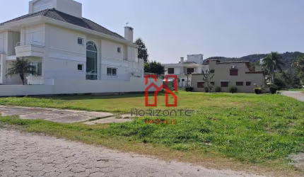 Terreno à venda, 450 m² por R$ 2.700.000,00 - Jurerê - Florianópolis/SC