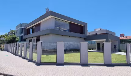 Casa com 4 dormitórios à venda, 365 m² por R$ 2.990.000,00 - Ingleses do Rio Vermelho - Florianópolis/SC