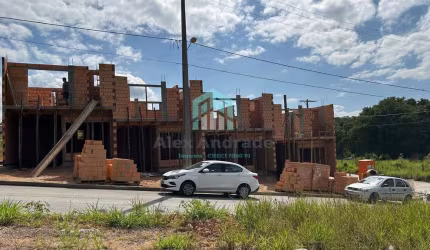 Casa Geminada à Venda em Sertão do Maruim - 110m², 2 Suítes
