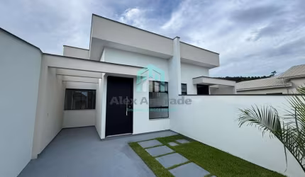 Casa Geminada em Potecas - 2 Dorms, 1 Suíte por R$415 mil