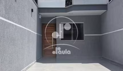 Sobrado para locação com 140m², 3 suítes, 5 banheiros, 2 vagas, na Vila Camilópolis, Santo André/SP.