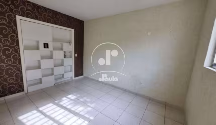 Sobrado para locação com 133m², 3 dormitórios, 2 banheiros, 2 vagas, no Bairro Jardim, em Santo André/SP.
