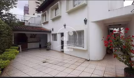 Sobrado Comercial para Alugar no Centro de Santo André/SP.