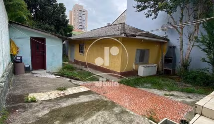 Bairro Santa Maria. Terreno com casa habitável, 500m2. Excelente para apartamentos ou sobrados.