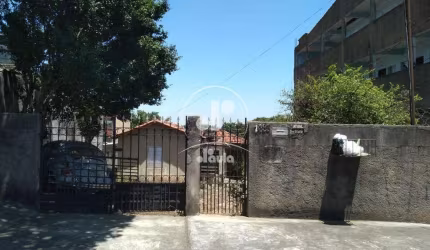 Terreno de 250m², a venda no Parque Capuava, com 2 casas antigas no terreno, documentação ok!