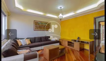Sobrado a venda com 154m², 3 dormitórios, 1 suíte, 3 banheiros, 3 vagas, na Vila Pinheirinho, Santo André/SP.
