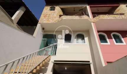 Imperdível Sobrado à Venda em Santo André-SP na Vila Humaitá: 3 Quartos, 3 Suítes, 2 Salas, 53 Banheiros, 8 Vagas, 300m²!