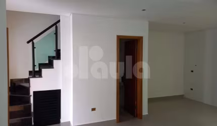 Sobrado de 3 quartos com suíte e 2 vagas de garagem na Vila Curuçá, Santo André-SP: seu novo lar te espera!