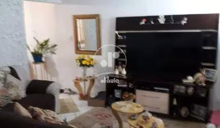 Sobrado à venda em Santo André-SP, Vila Apiaí: 4 quartos, 1 suíte, 2 salas, 3 banheiros, 4 vagas, 245m². Imperdível!