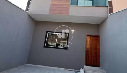 Sobrado à venda em Santo André-SP, Santa Terezinha: 2 quartos, 2 suítes, 2 salas, 3 banheiros, 2 vagas, 115m². Venha conferir!