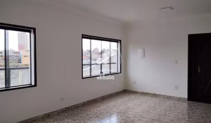 Sobrado com salão comercial no Jardim Stella, Santo André