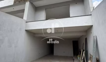 Sobrado de 165m² à venda em Santo André-SP, Jardim Santo Antônio: 3 suítes, sala, 5 banheiros e 2 vagas de garagem