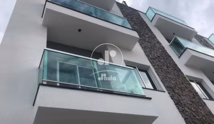 Imperdível! Sobrado à venda em Santo André-SP, Jardim Ocara, 2 quartos, 1 suíte, 1 sala, 2 banheiros, 3 vagas, 115m².