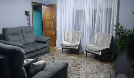 Sobrado de 137m² à Venda em Santo André-SP, Jardim Ocara: 3 Quartos, 1 Suite, 1 Sala, 2 Banheiros, 2 Vagas