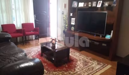 Imperdível Sobrado de 182m² à Venda em Santo André-SP no Jardim Ocara: 3 Quartos, 1 Suíte, 1 Sala, 2 Banheiros e 2 Vagas