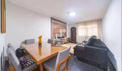 Jardim Jamaica. Sobrado 3 quartos sendo 1 suíte, total 4 banheiros edícula, 2 vagas.
