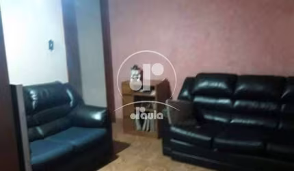 Sobrado a venda com 140m², 3 dormitórios, 1 suíte, 3 banheiros, edícula, 1 vaga, no Bairro Jardim Ipanema, Santo André/SP.