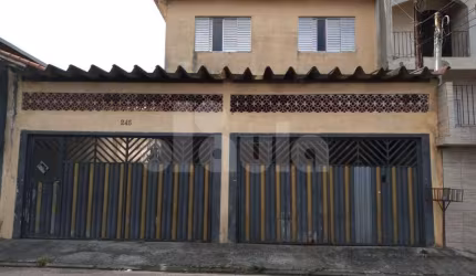 Sobrado à venda em Santo André-SP: 5 quartos, 1 sala, 2 banheiros, 2 vagas de garagem - 354,00 m² no Jardim do Estádio.