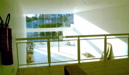 Prédio Comercial de Alto Padrão à Venda em Santo André-SP: 1 quarto, 1 sala, 2 banheiros, 4 vagas - 288,00 m² no Jardim.