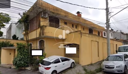 Nova Petropolis SBC, Sobrado Grande, Arejado, com ambientes amplos, com 03 dorms suite c/ closet, 03 salas, dispensa, lavanderia, garagem para 03 vaga