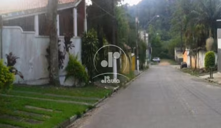 Terreno em São Bernardo do Campo 1.680m² - frente e fundos com 20m²