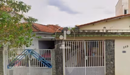Imperdível: Casa à venda em Santo André-SP, Vila Pires, 2 quartos, 1 suíte, 1 sala, 3 vagas, 400m². Venha conferir!
