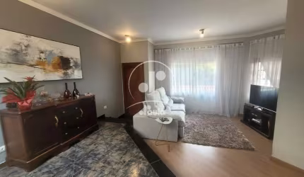 Imperdível: Casa à venda em Santo André-SP, na Vila Eldízia, 3 quartos, 1 suíte, 1 sala, 3 banheiros, 5 vagas, 251m².